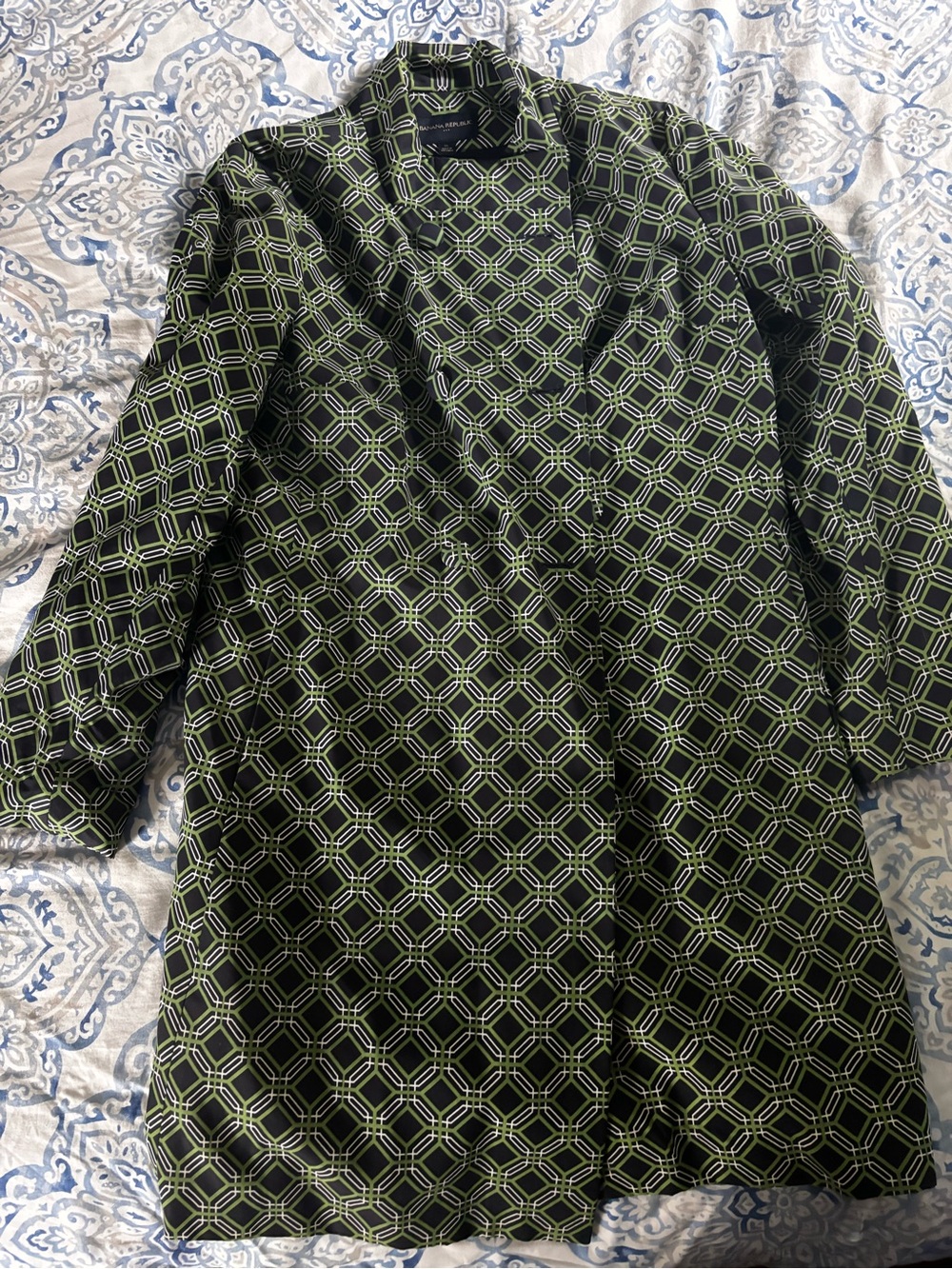 Banana Republic Green and Black Geometric Long Sleeve Dress